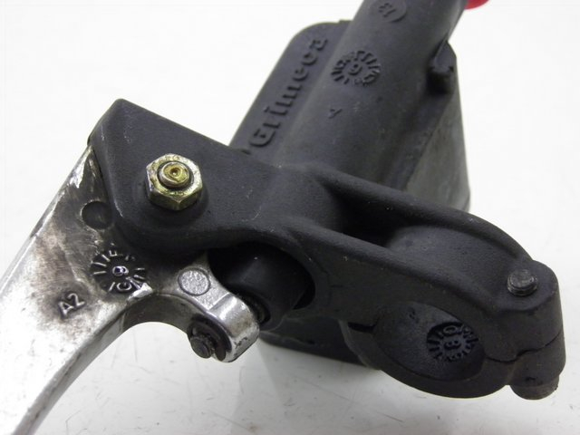 photo de POMPA FRENO ANTERIORE APRILIA LEONARDO ST 250 (2002 - 2005)