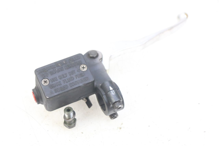 photo de MASTERCYLINDER ANTERIORE APRILIA SCARABEO 100 (2003 - 2012)