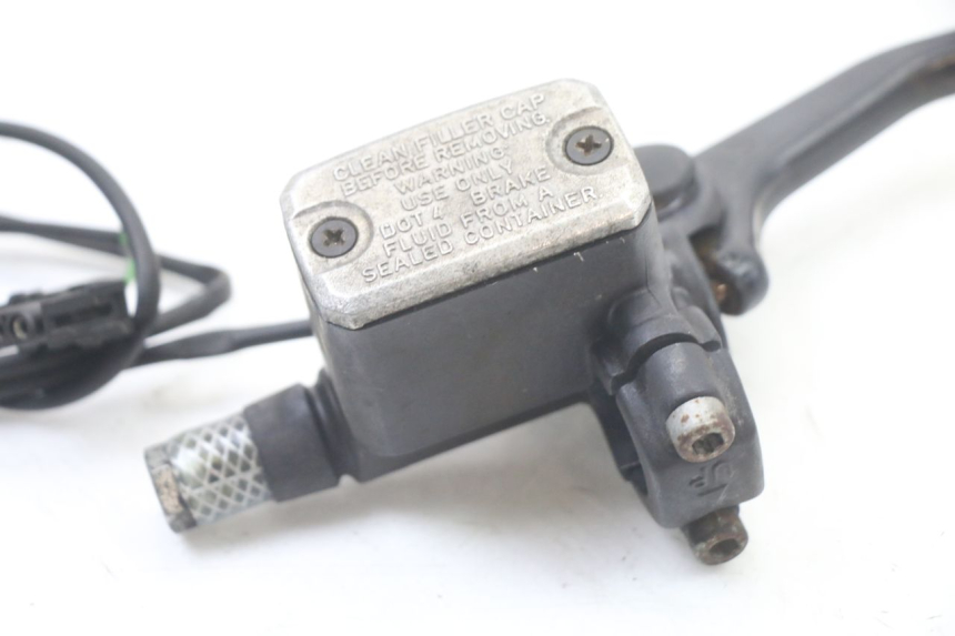 photo de MASTERCYLINDER ANTERIORE BMW C1 125 (2000 - 2003)