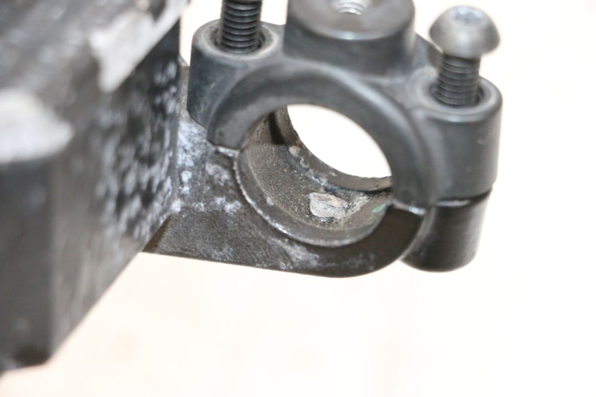 photo de POMPA FRENO ANTERIORE MBK BOOSTER SPIRIT NAKED 50 (2004 - 2017) - Zoom sullo stato d'uso