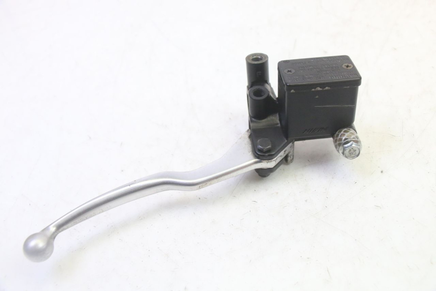 photo de MASTERCYLINDER ANTERIORE SUZUKI BURGMAN 125 (2007 - 2014)