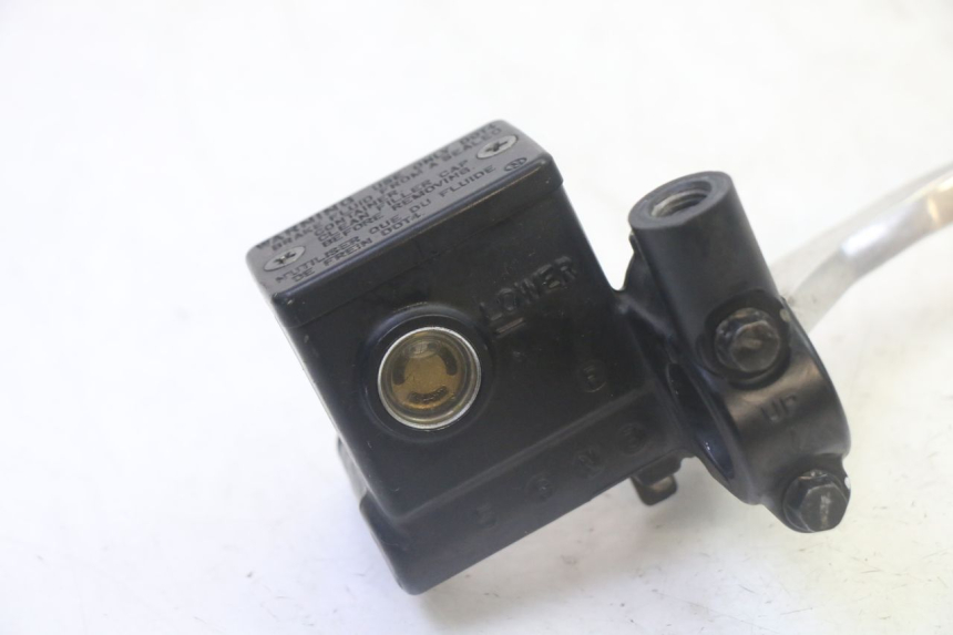 photo de MASTERCYLINDER ANTERIORE SUZUKI BURGMAN 125 (2007 - 2014)