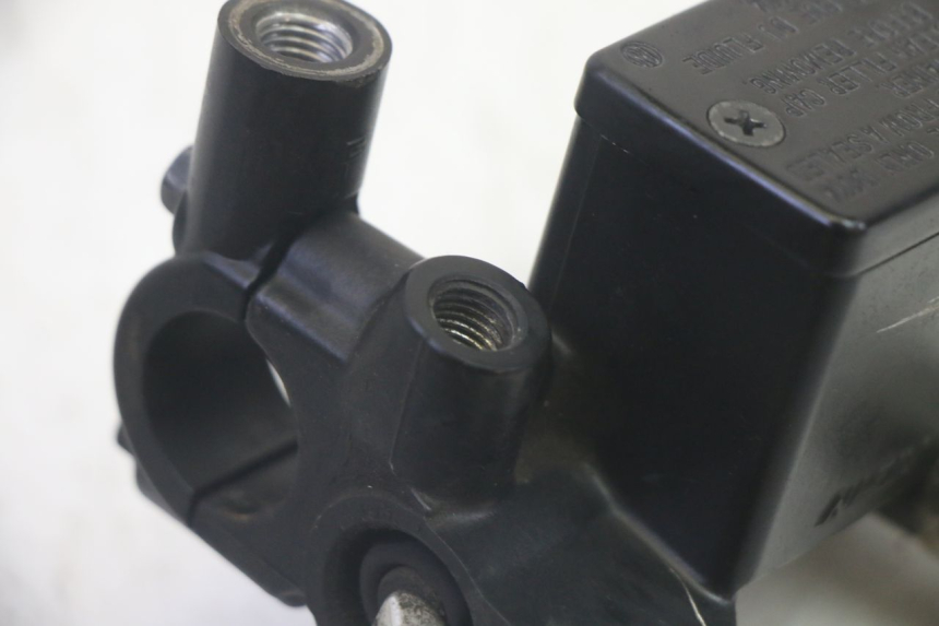 photo de MASTERCYLINDER ANTERIORE SUZUKI BURGMAN 125 (2007 - 2014) - Vista d'insieme del prodotto