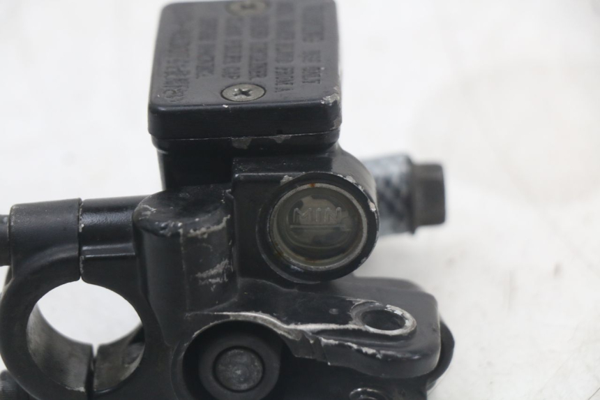 photo de MASTERCYLINDER ANTERIORE YAMAHA BW'S BWS 125 (2010 - 2013)