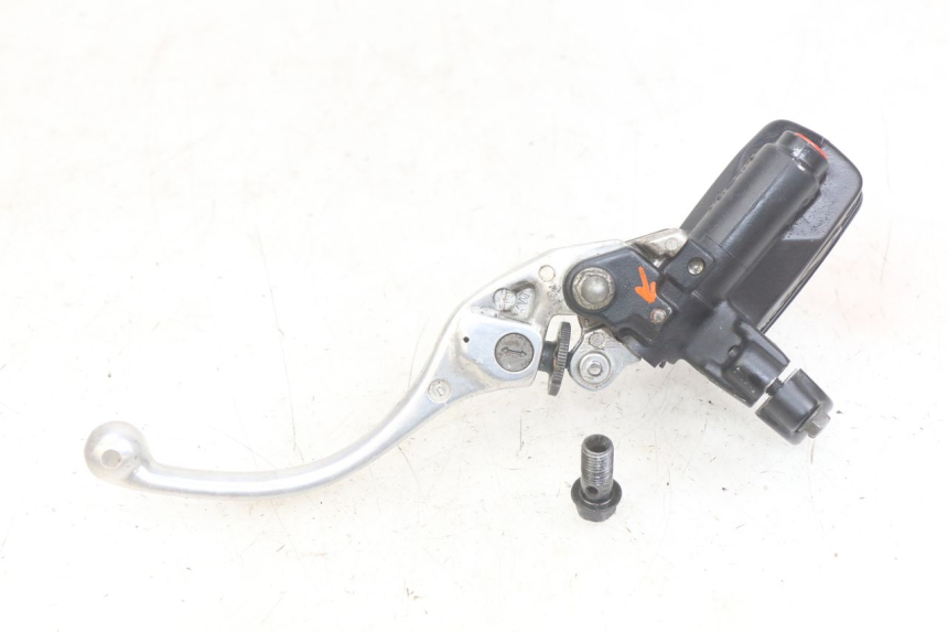 photo de MASTERCYLINDER ANTERIORE HONDA CBR F SC25 1000 (1989 - 1992)