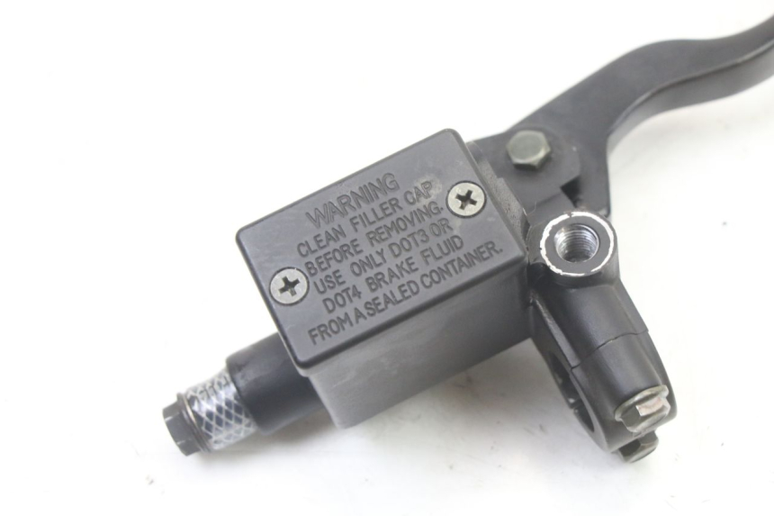 photo de MASTERCYLINDER ANTERIORE PEUGEOT CITYSTAR 2T 50 (2018 - 2021) - Dettaglio del componente