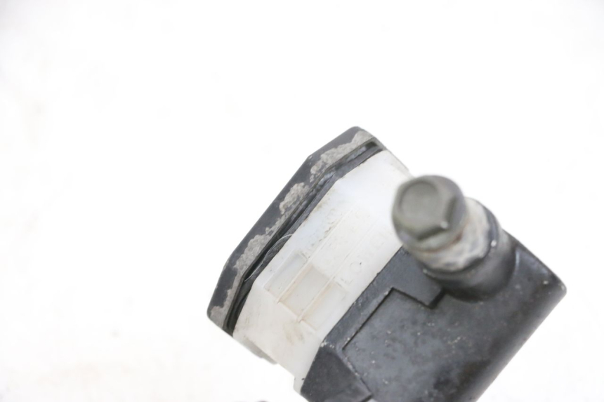 photo de MASTERCYLINDER ANTERIORE SYM CROX 4T 50 (2016 - 2023) - Dettagli dei punti di fissaggio