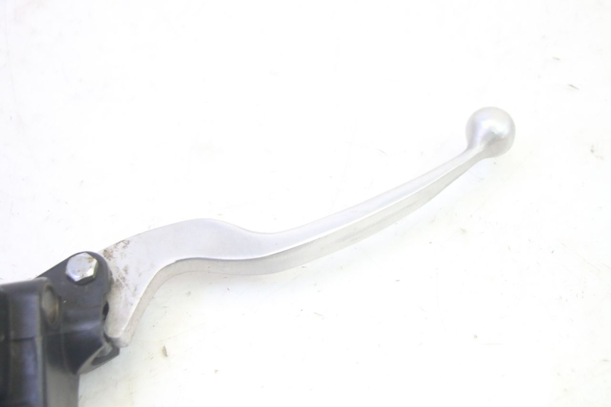 photo de MASTERCYLINDER ANTERIORE PEUGEOT DJANGO 4T 50 (2014 - 2019) - Zoom sullo stato d'uso