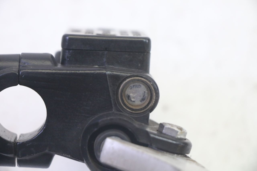 photo de MASTERCYLINDER ANTERIORE PEUGEOT DJANGO 4T 50 (2014 - 2019) - Primo piano tecnico