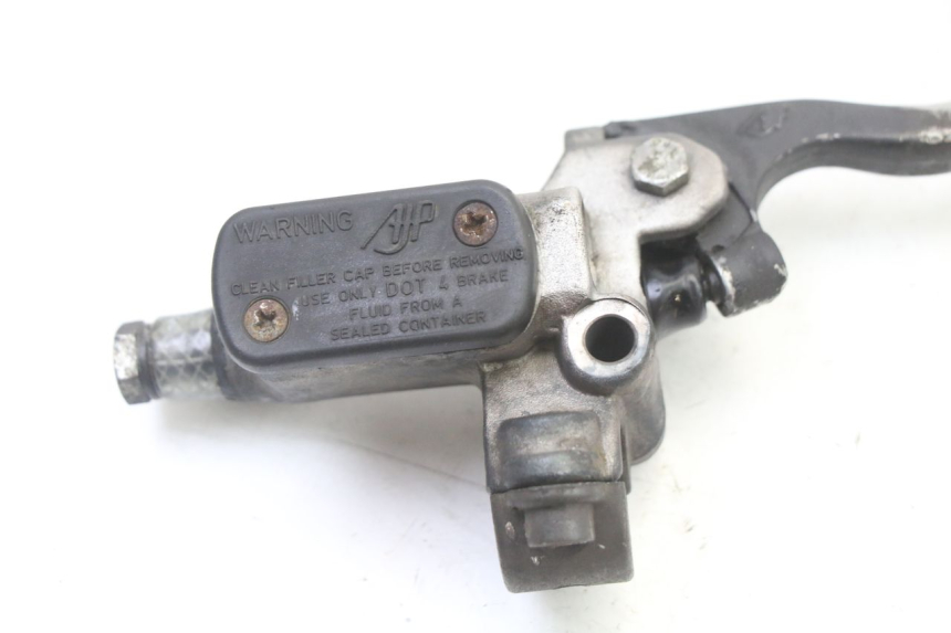 photo de MASTERCYLINDER ANTERIORE PEUGEOT ELYSEO 125 (1999 - 2004)