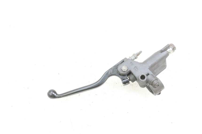 photo de MASTERCYLINDER ANTERIORE PEUGEOT ELYSEO 125 (1999 - 2004) - Dettagli dei punti di fissaggio