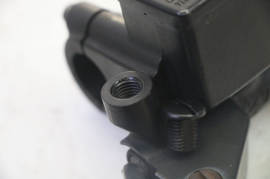 photo de MASTERCYLINDER ANTERIORE HONDA FES S-WING SWING ABS 125 (2007 - 2015)