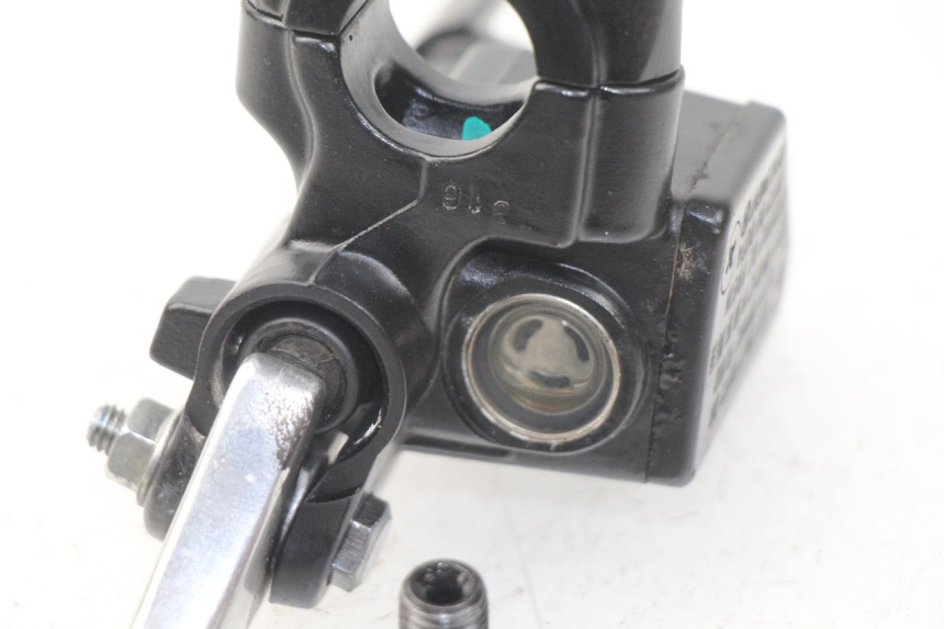 photo de MASTERCYLINDER ANTERIORE SYM FIDDLE 3 III 125 (2014 - 2020)