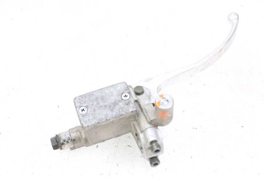 photo de POMPA FRENO ANTERIORE MBK FLAME X 125 (2007 - 2016) - Dettagli dei punti di fissaggio