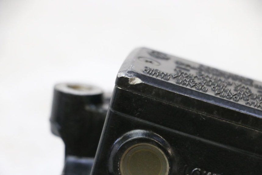 photo de POMPA FRENO ANTERIORE YAMAHA FZ6 N FAZER 600 (2004 - 2006)