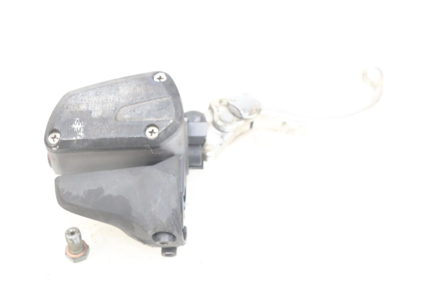 photo de MASTERCYLINDER ANTERIORE GILERA GP 800 (2007 - 2013)