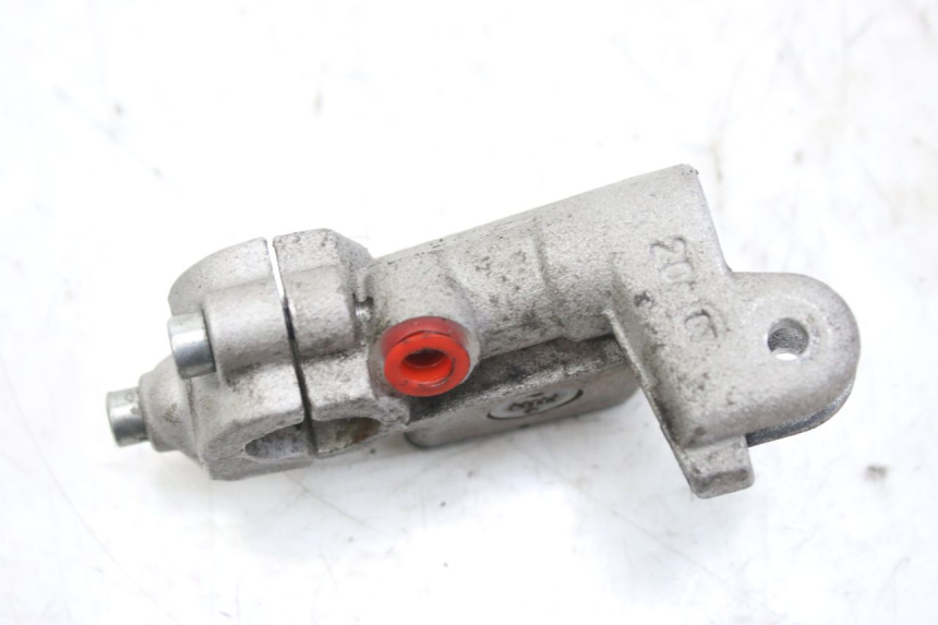 photo de MASTERCYLINDER ANTERIORE DERBI GPR 50 (2004 - 2009)
