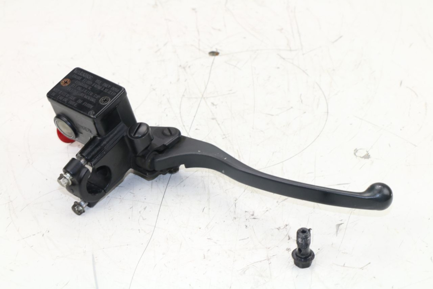 photo de CILINDRO PRINCIPALE ANTERIORE HONDA FES S-WING SWING 125 (2007 - 2015)