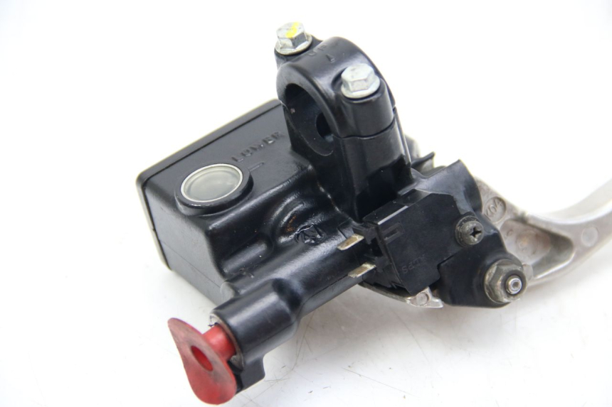 photo de MASTERCYLINDER ANTERIORE HONDA FORZA 125 (2015 - 2016)