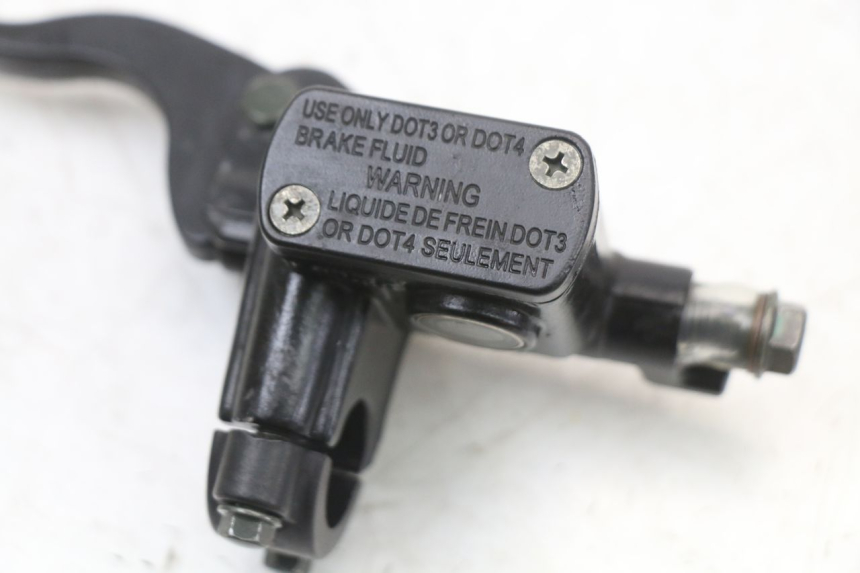 photo de MASTERCYLINDER ANTERIORE HONDA TRX 300 (1988 - 2000)