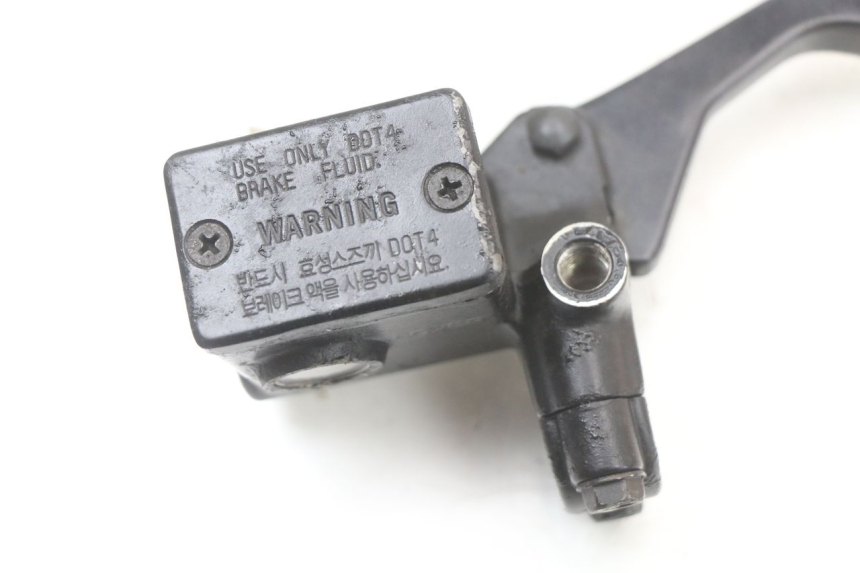 photo de CILINDRO PRINCIPALE ANTERIORE HYOSUNG XRX 125 (2000 - 2008)