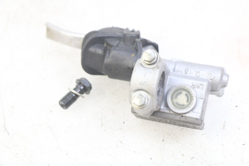 photo de MASTERCYLINDER ANTERIORE KAWASAKI KX 85 (2001 - 2013)