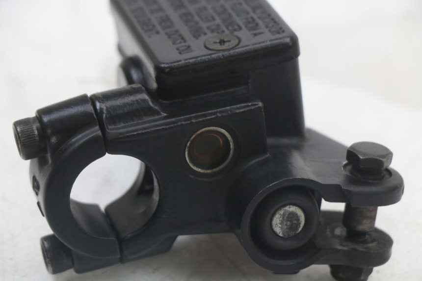 photo de MASTERCYLINDER ANTERIORE PEUGEOT KISBEE 2T 50 (2010 - 2017)