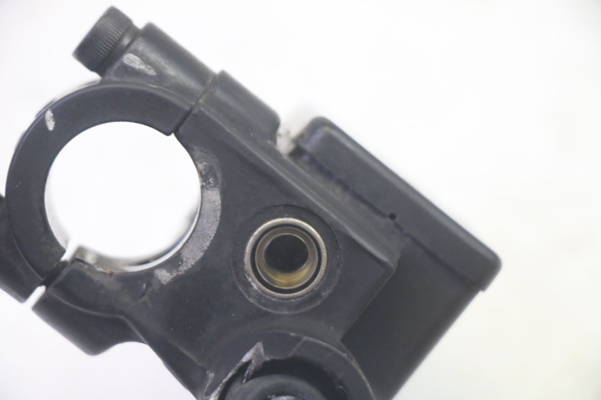 photo de MASTERCYLINDER ANTERIORE PEUGEOT KISBEE 4T 50 (2018 - 2022) - Vista d'insieme del prodotto