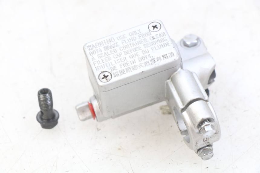 photo de MASTERCYLINDER ANTERIORE KYMCO AGILITY 16+ 4T 50 (2018 - 2023)