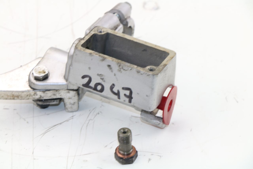 photo de MASTERCYLINDER ANTERIORE KYMCO AGILITY RS 4T 50 (2009 - 2013)