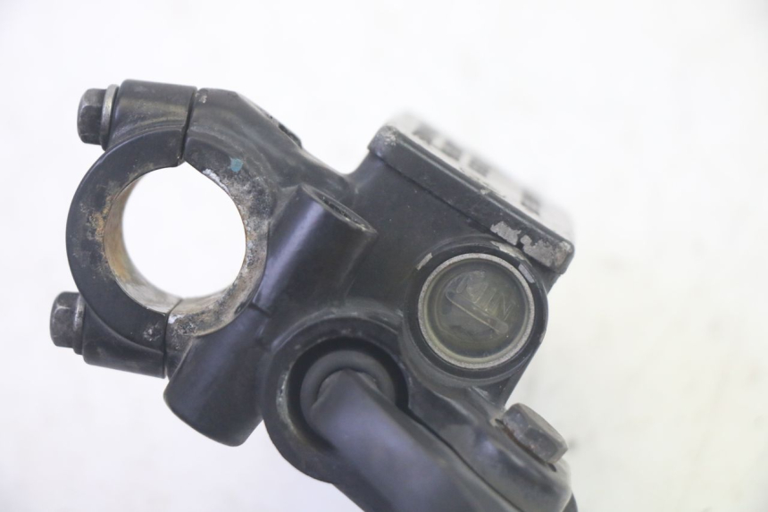 photo de MASTERCYLINDER ANTERIORE PEUGEOT LUDIX 50 (2008 - 2017) - Primo piano tecnico