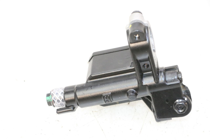 photo de POMPA FRENO ANTERIORE PIAGGIO MP3 HPE 310 (2024 - 2025)