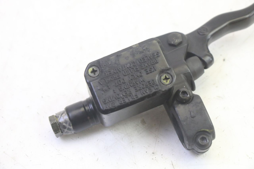 photo de MASTERCYLINDER ANTERIORE PIAGGIO MP3 RL 250 (2007 - 2010) - Dettaglio del componente
