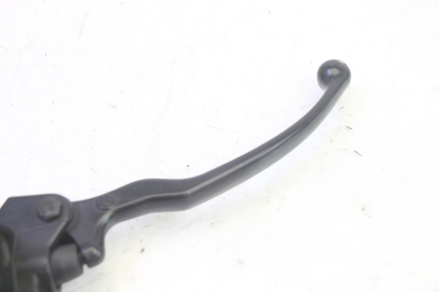 photo de MASTERCYLINDER ANTERIORE PIAGGIO MP3 RL 250 (2007 - 2010) - Zoom sullo stato d'uso