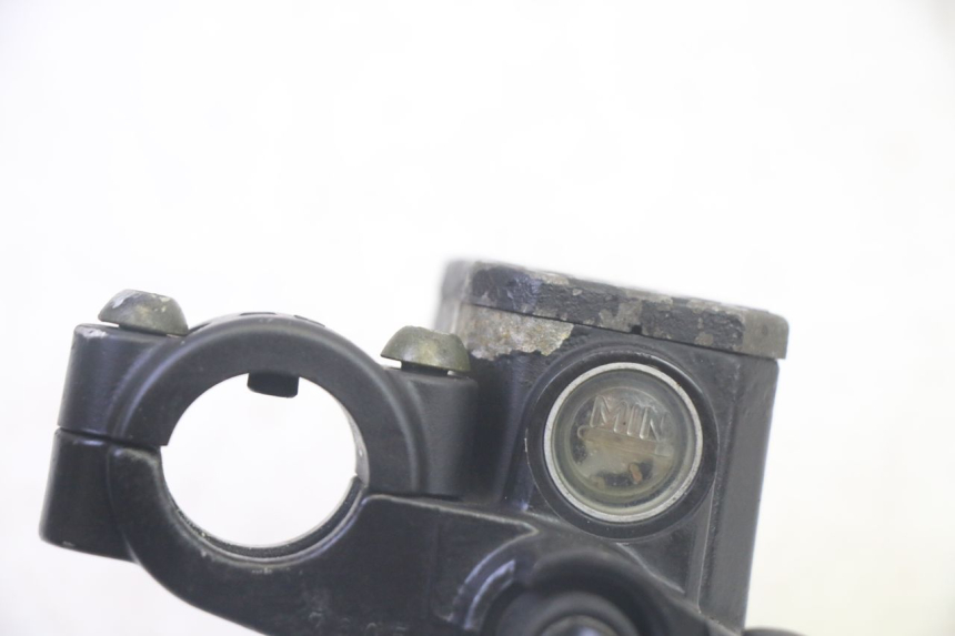 photo de POMPA FRENO ANTERIORE PIAGGIO MP3 500 (2016 - 2018) - Primo piano tecnico