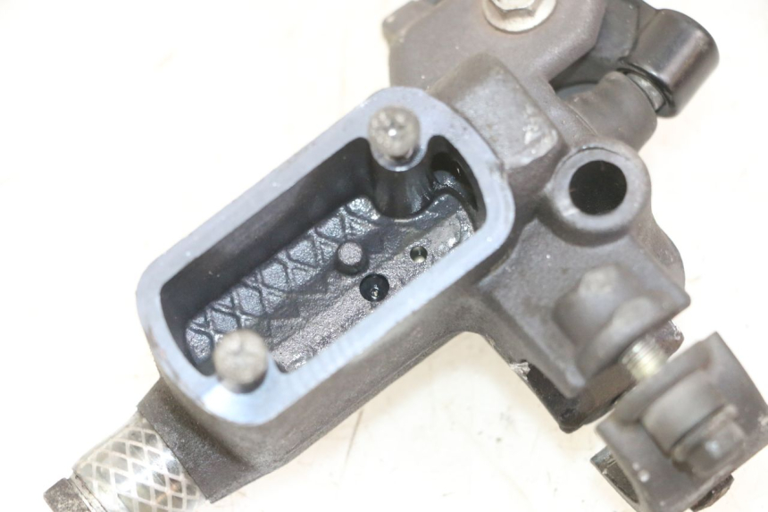 photo de MASTERCYLINDER ANTERIORE PEUGEOT ELYSTAR 50 (2002 - 2014)
