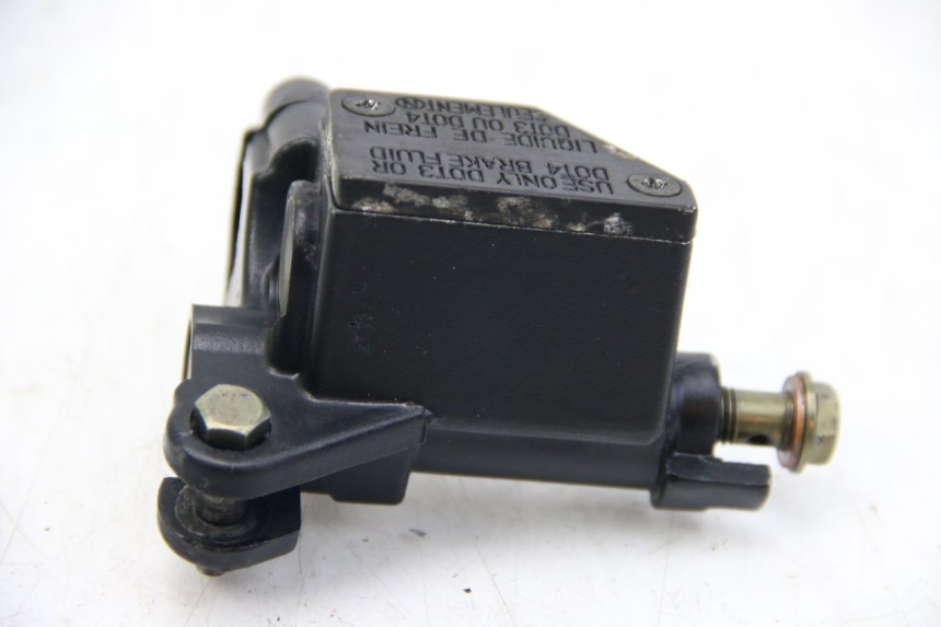 photo de MASTERCYLINDER ANTERIORE PEUGEOT TWEET 4T 50 (2010 - 2014)