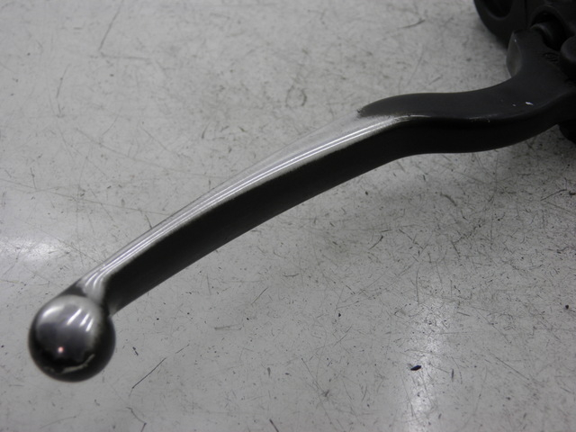 photo de CILINDRO PRINCIPALE ANTERIORE PIAGGIO CARNABY 125 (2007 - 2011)