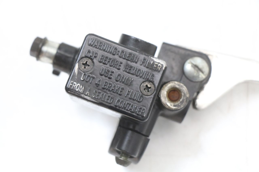 photo de MASTERCYLINDER ANTERIORE PIAGGIO FLY 2T 50 (2004 - 2017)