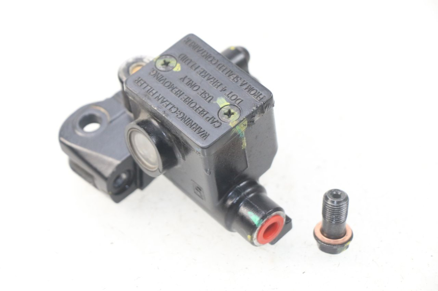 photo de MASTERCYLINDER ANTERIORE PIAGGIO LIBERTY IGET 4T 50 (2015 - 2020)