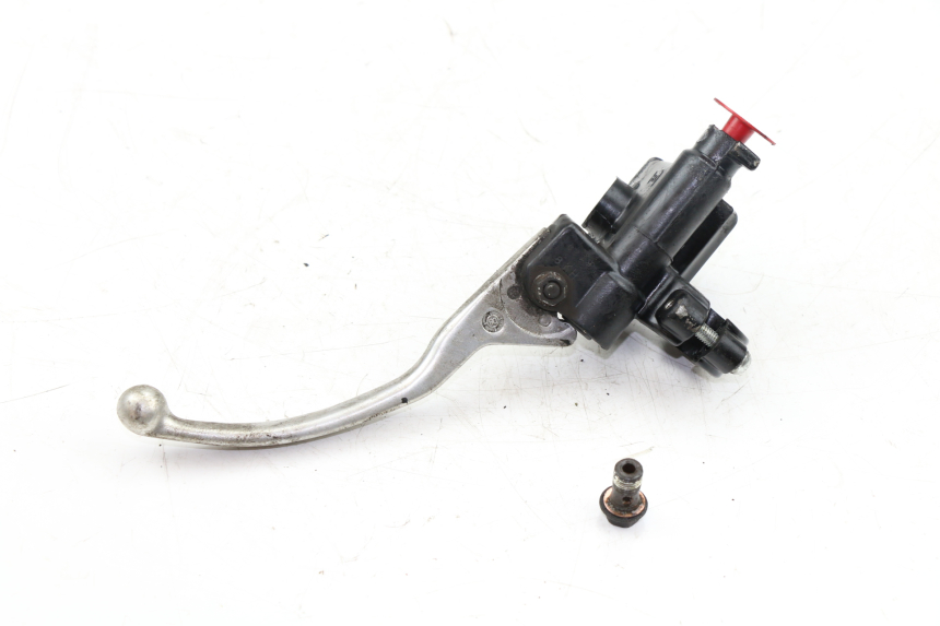 photo de MASTERCYLINDER ANTERIORE PIAGGIO TYPHOON 50 (2000 - 2009)