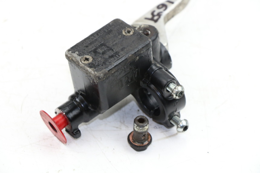 photo de MASTERCYLINDER ANTERIORE PIAGGIO TYPHOON 50 (2000 - 2009)