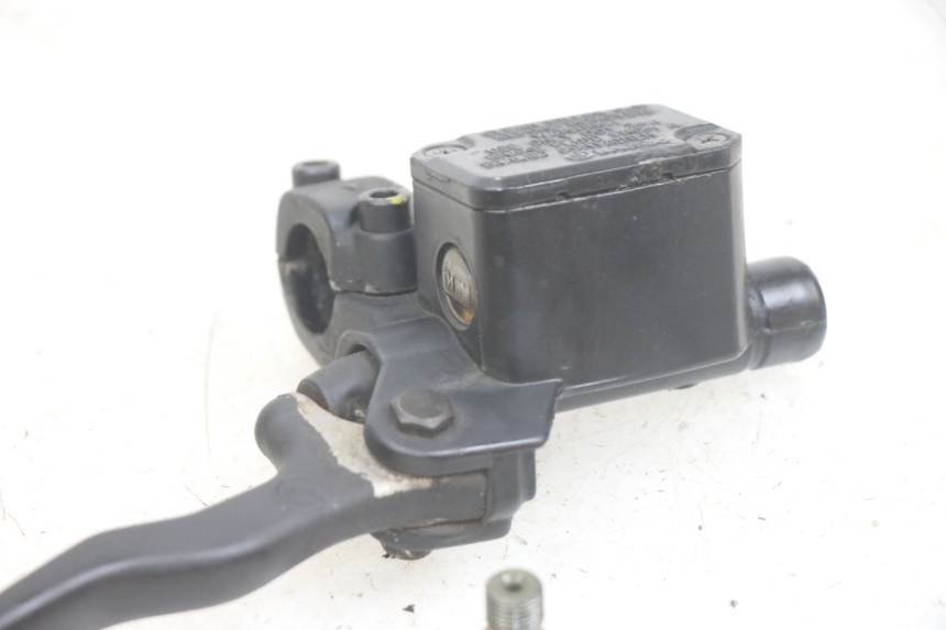 photo de MASTERCYLINDER ANTERIORE PIAGGIO X9 125 (2000 - 2003)