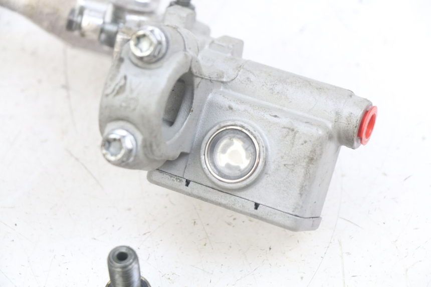 photo de MASTERCYLINDER ANTERIORE YCF R-START 125