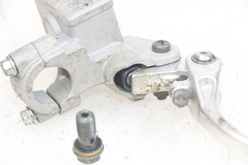 photo de MASTERCYLINDER ANTERIORE YCF R-START 125