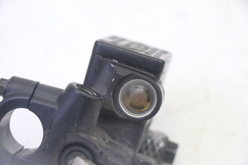 photo de MASTERCYLINDER ANTERIORE PEUGEOT SATELIS 125 (2006 - 2009)