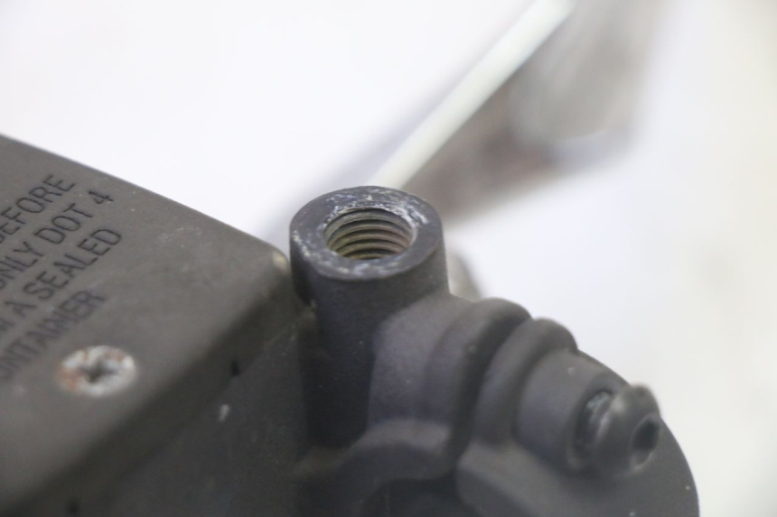 photo de MASTERCYLINDER ANTERIORE PEUGEOT SATELIS 125 (2006 - 2009)