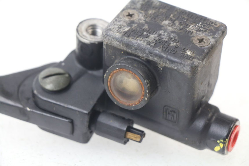 photo de CILINDRO PRINCIPALE ANTERIORE PIAGGIO SKIPPER 125 (2000 - 2004) - Vista d'insieme del prodotto