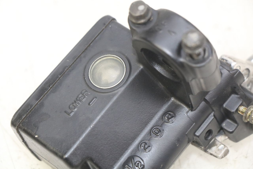 photo de MASTERCYLINDER ANTERIORE SUZUKI BURGMAN 650 (2002 - 2004)