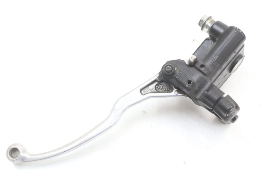 photo de MASTERCYLINDER ANTERIORE SUZUKI BURGMAN 125 (2007 - 2014)